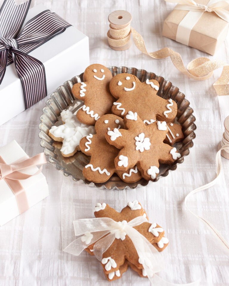 Don’t let your Healthy Habits get pushed aside: Small Ways to Stay Balanced During the Holidays